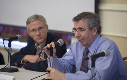 Oscar Lopez, MD, (foreground) and Bill Klunk, MD (left)